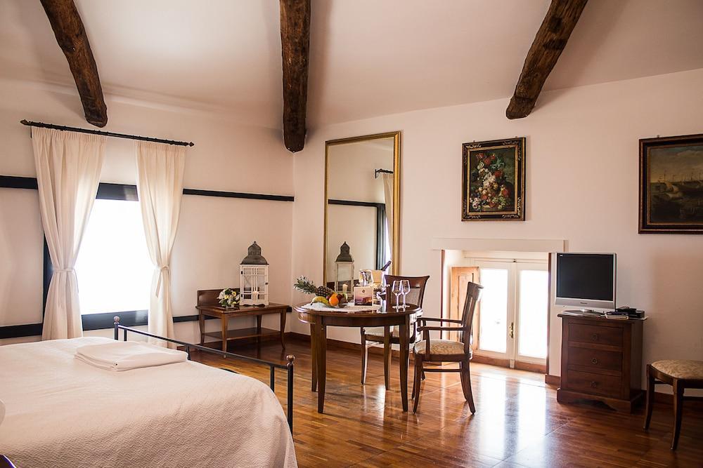 Hotel Ristorante Le Clarisse Амантеа Екстер'єр фото