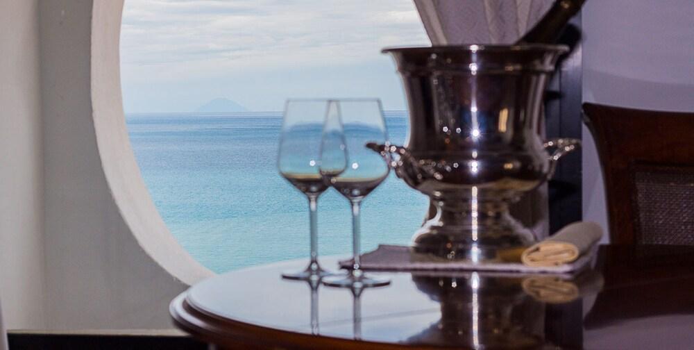 Hotel Ristorante Le Clarisse Амантеа Екстер'єр фото