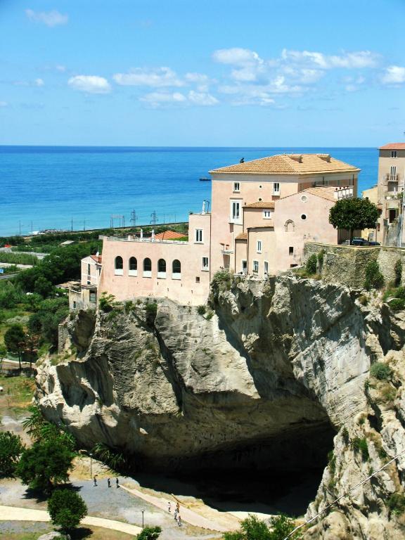 Hotel Ristorante Le Clarisse Амантеа Екстер'єр фото